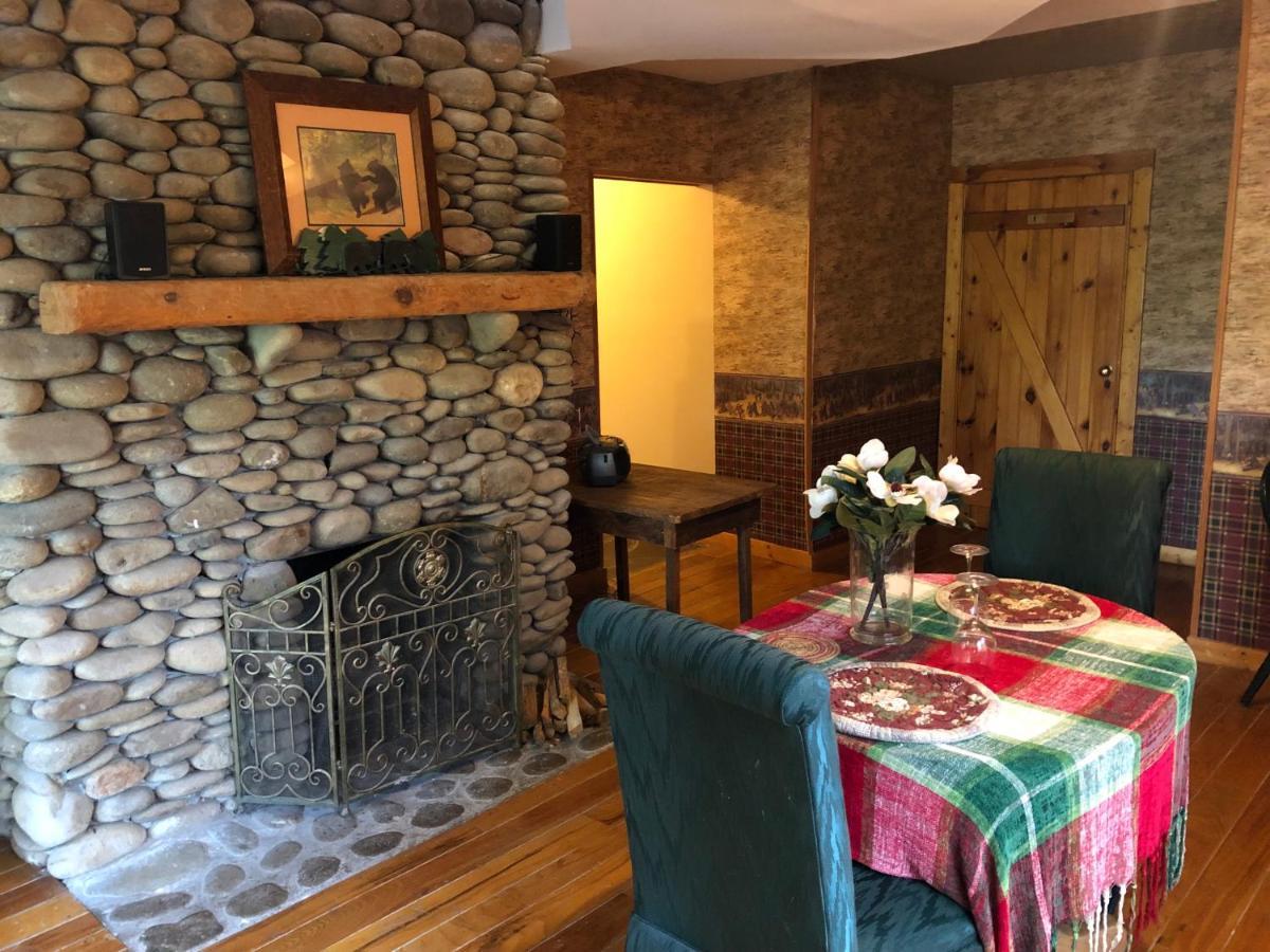 Smokies Bed And Breakfast - Evergreen Cottage Inn Pigeon Forge Exterior foto