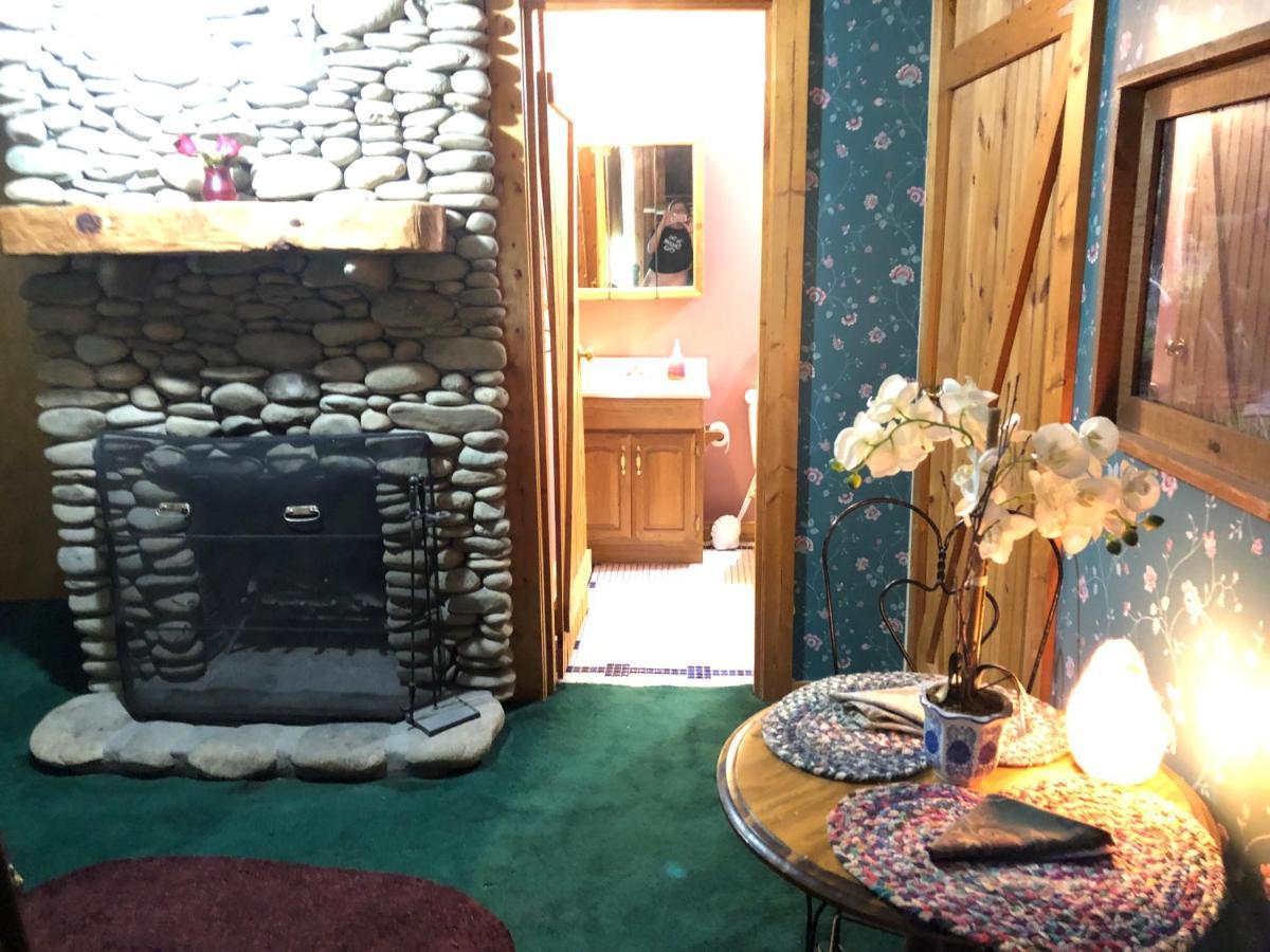 Smokies Bed And Breakfast - Evergreen Cottage Inn Pigeon Forge Exterior foto